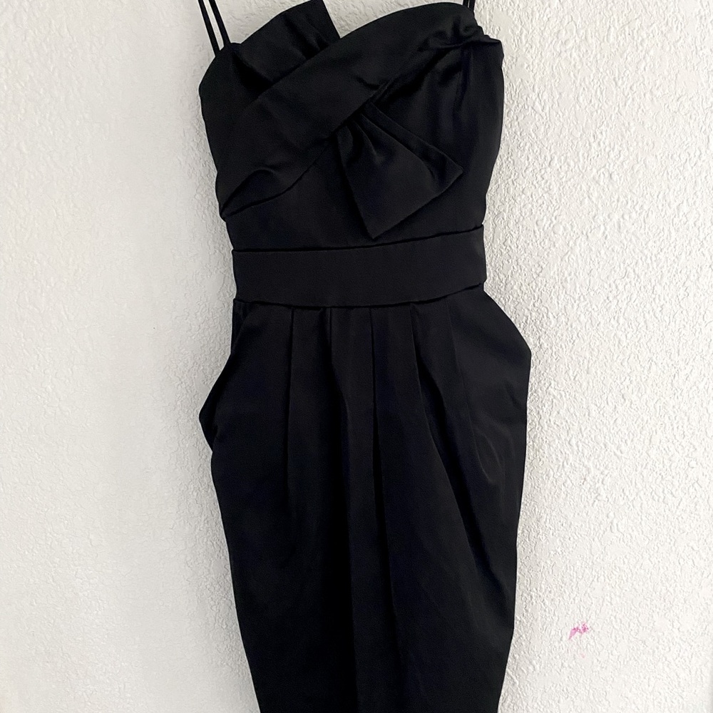 Gorgeous David’s Bridal Bridesmaid mini black dress with pockets